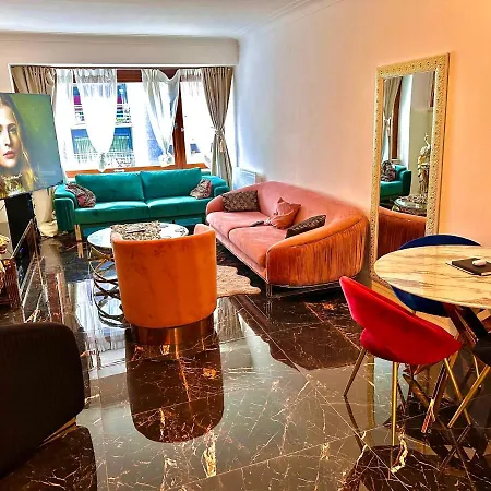 Luxury Design Apartment