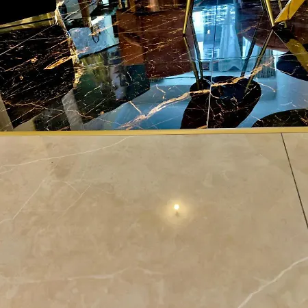 Luxury Design Apartment *